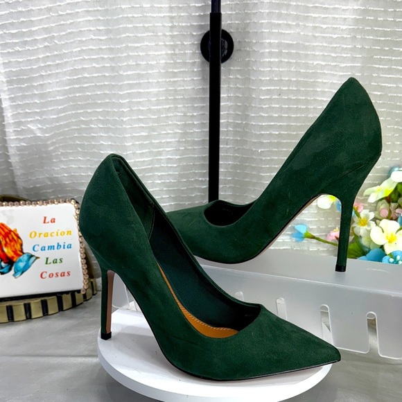 (H2) NWT ASOS DESIGN mid-heeled court shoes in green, size 4/10.3cm - Picture 1 of 9